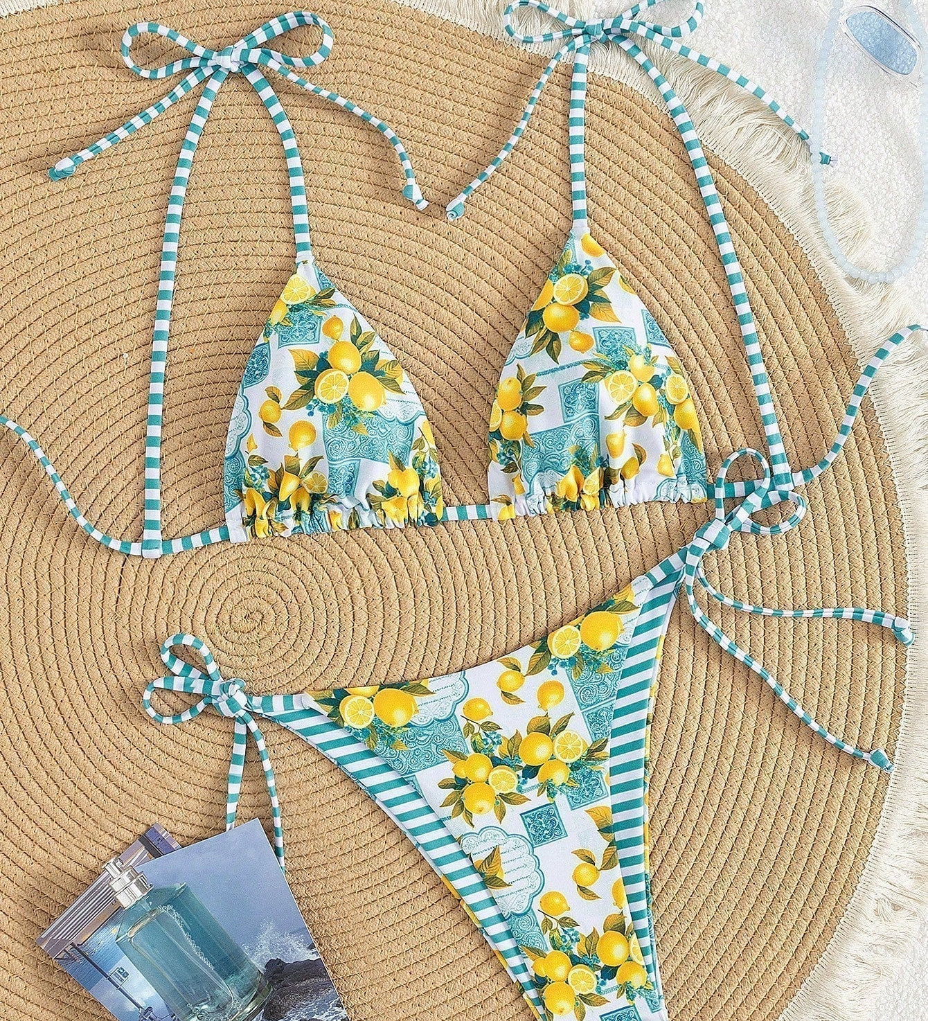 Claire | Bikini mit dreieckigem Zitronenprint